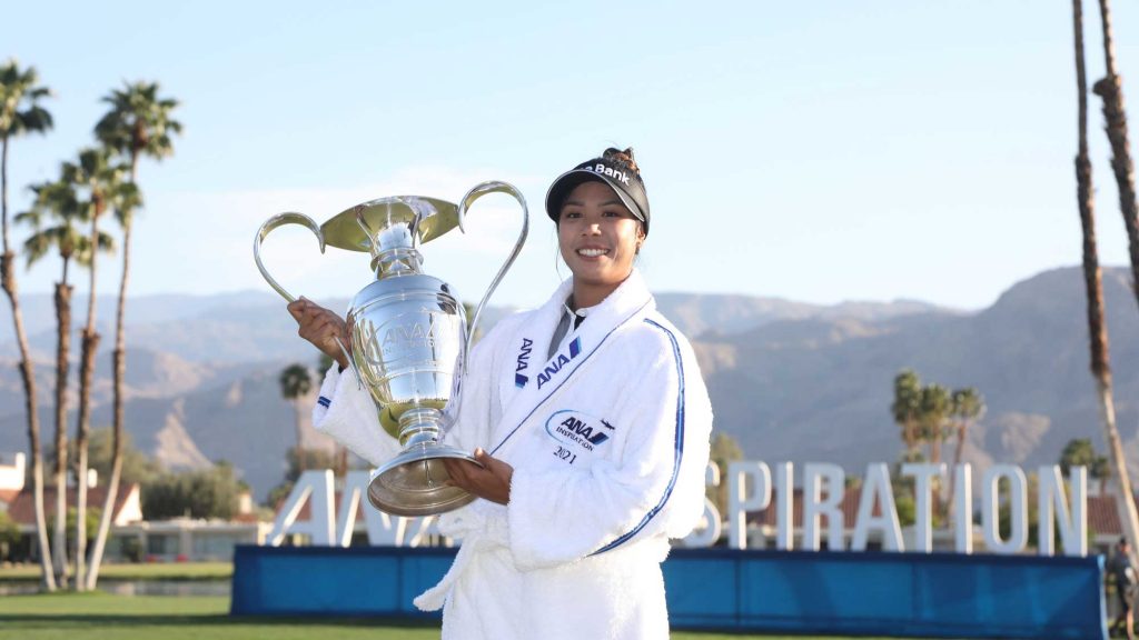 Patty Tavatanakit with her trophy