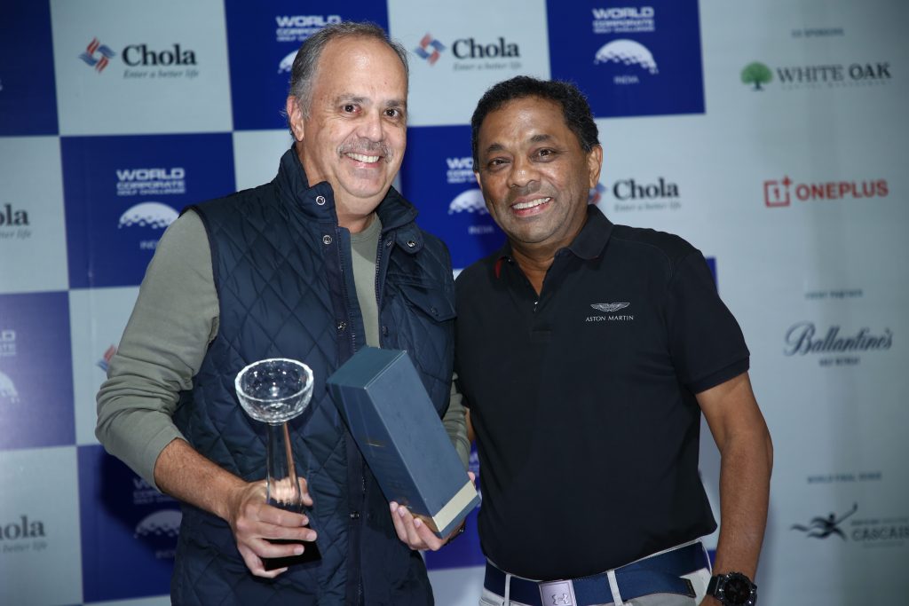 David D'Souza (Best Gross) with Arun Murugappan, Director, Chola Finance & Investments 